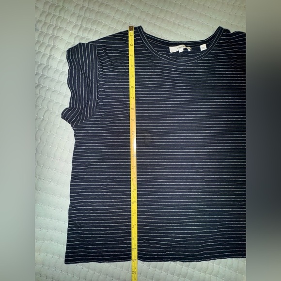 Vince Black and White Striped Short Sleeve Tee. Size medium. EUC - Picture 9 of 10